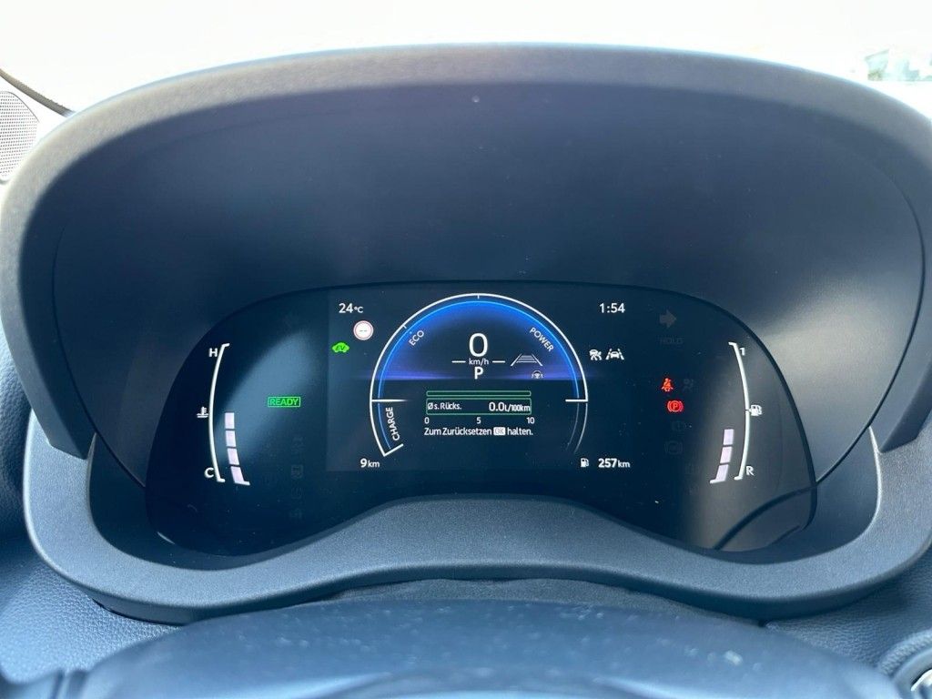 Foto 1 - Yaris Cross Hybrid 130 1.5 VVT-i Teamplayer (XPB1), Mysticschwarz Mica