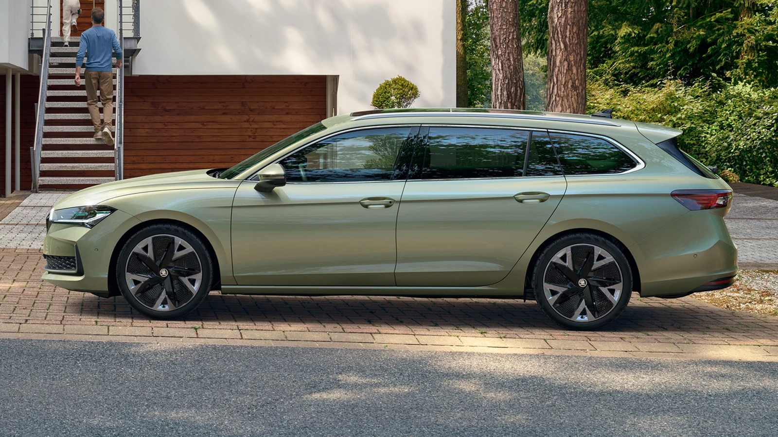 ŠKODA SUPERB COMBI