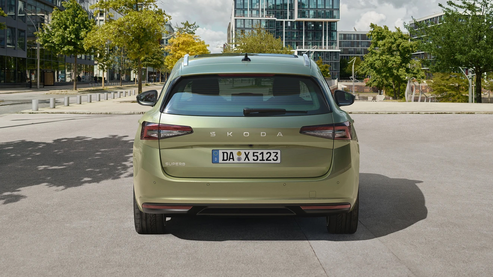 ŠKODA SUPERB COMBI